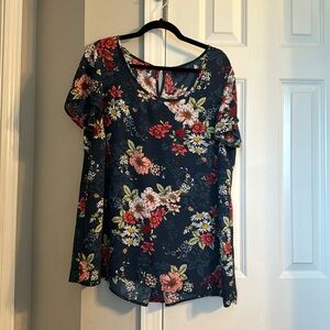 Floral top